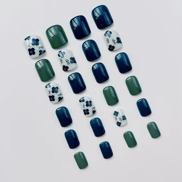 NWT Press-On Nails #159 - Picture 2 of 4